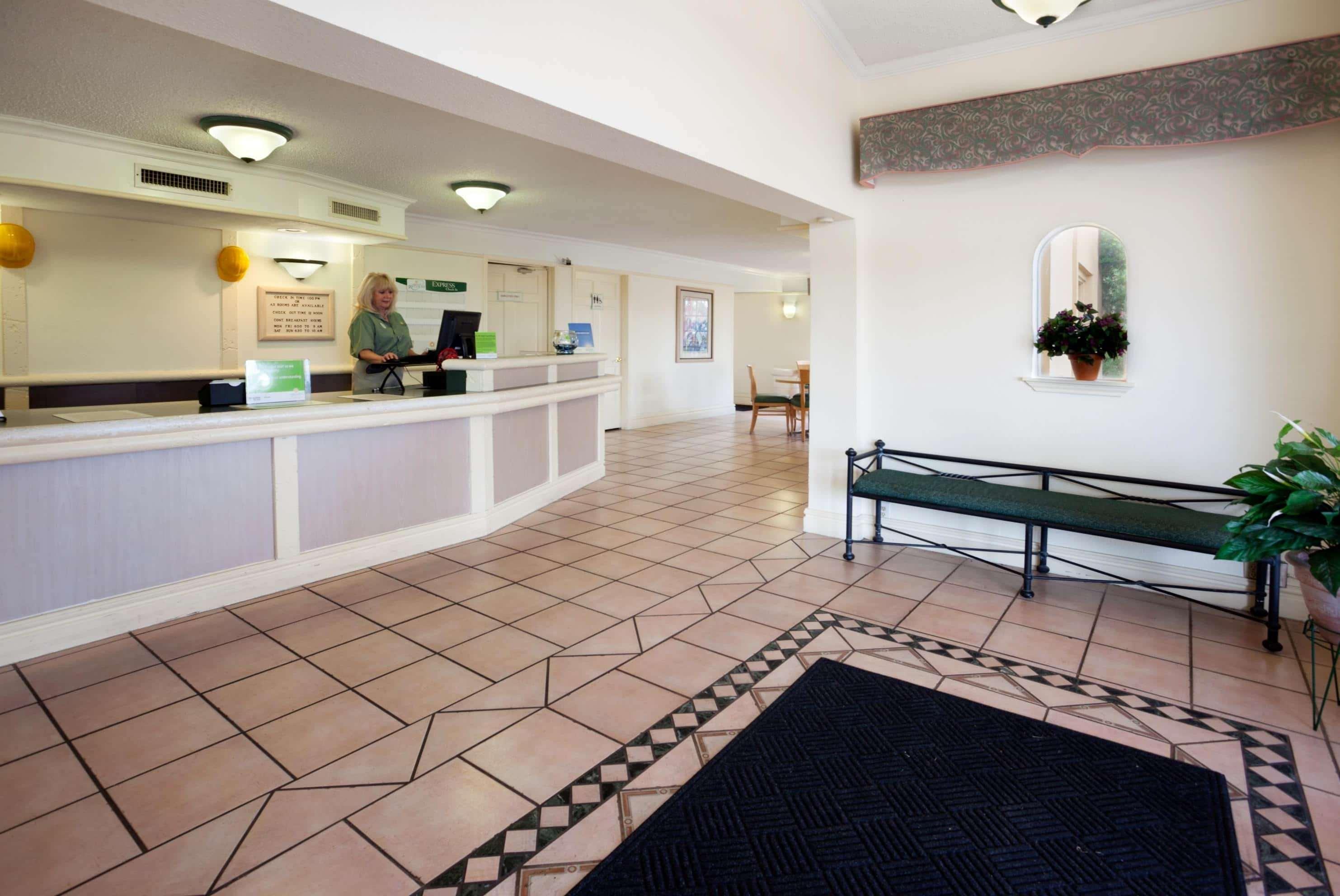 La Quinta Inn By Wyndham Austin Oltorf Εξωτερικό φωτογραφία