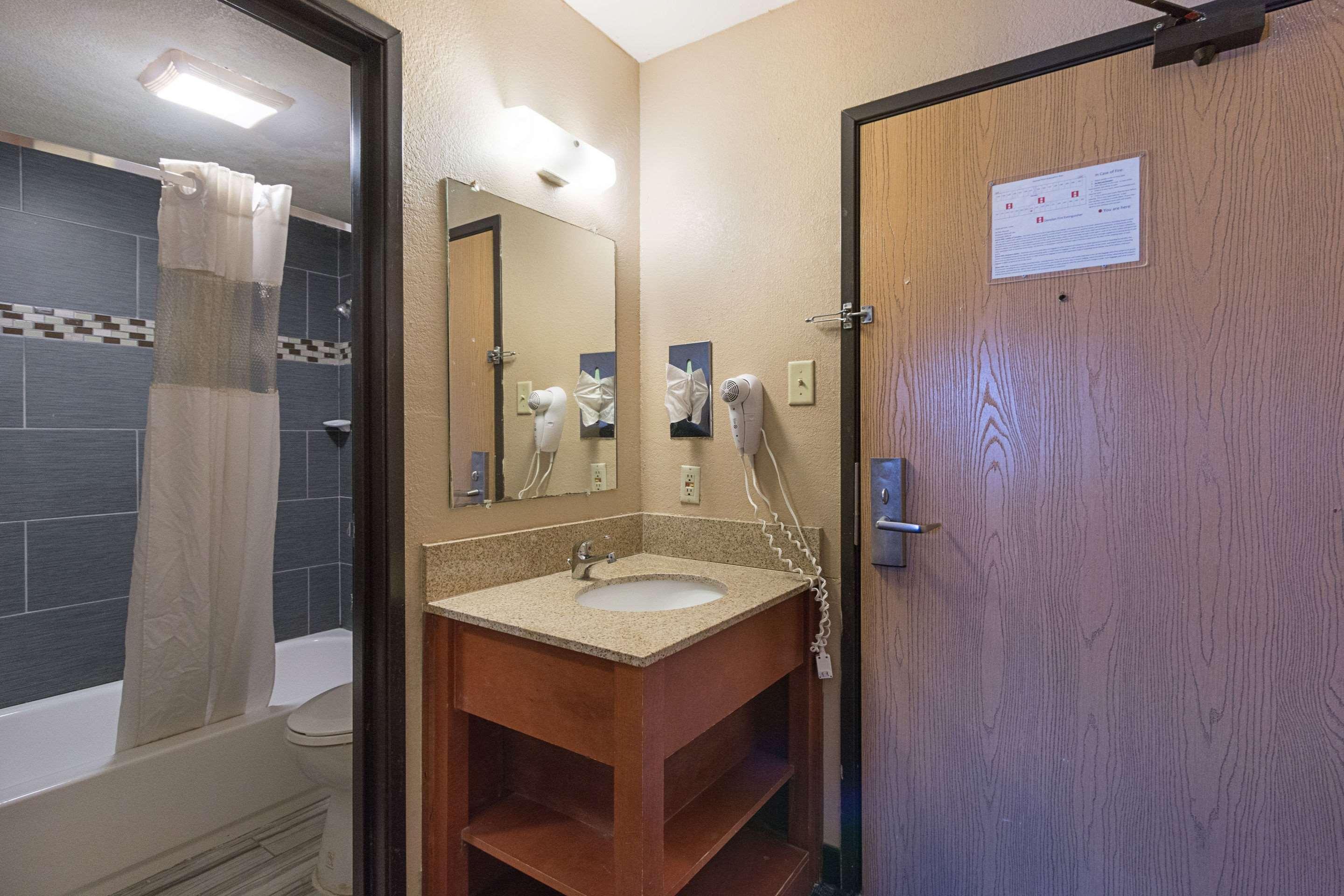 La Quinta Inn By Wyndham Austin Oltorf Δωμάτιο φωτογραφία